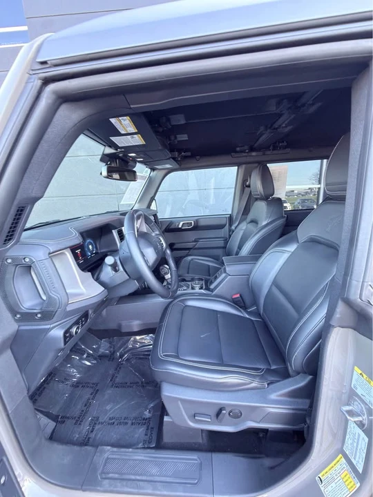 2025 Ford Bronco 6th Gen - Image 11 of 20