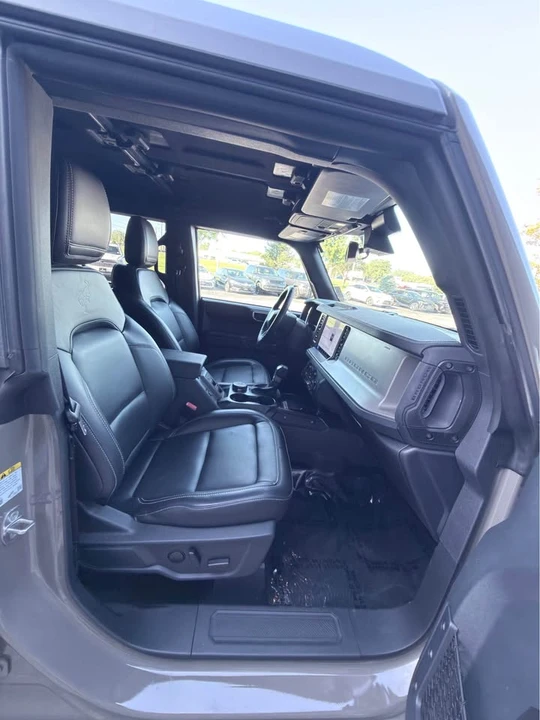 2025 Ford Bronco 6th Gen - Image 17 of 20