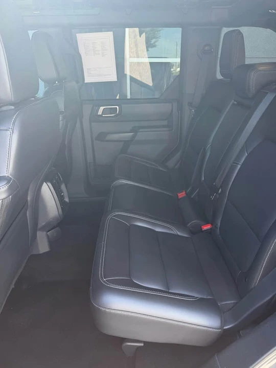 2025 Ford Bronco 6th Gen - Image 8 of 15