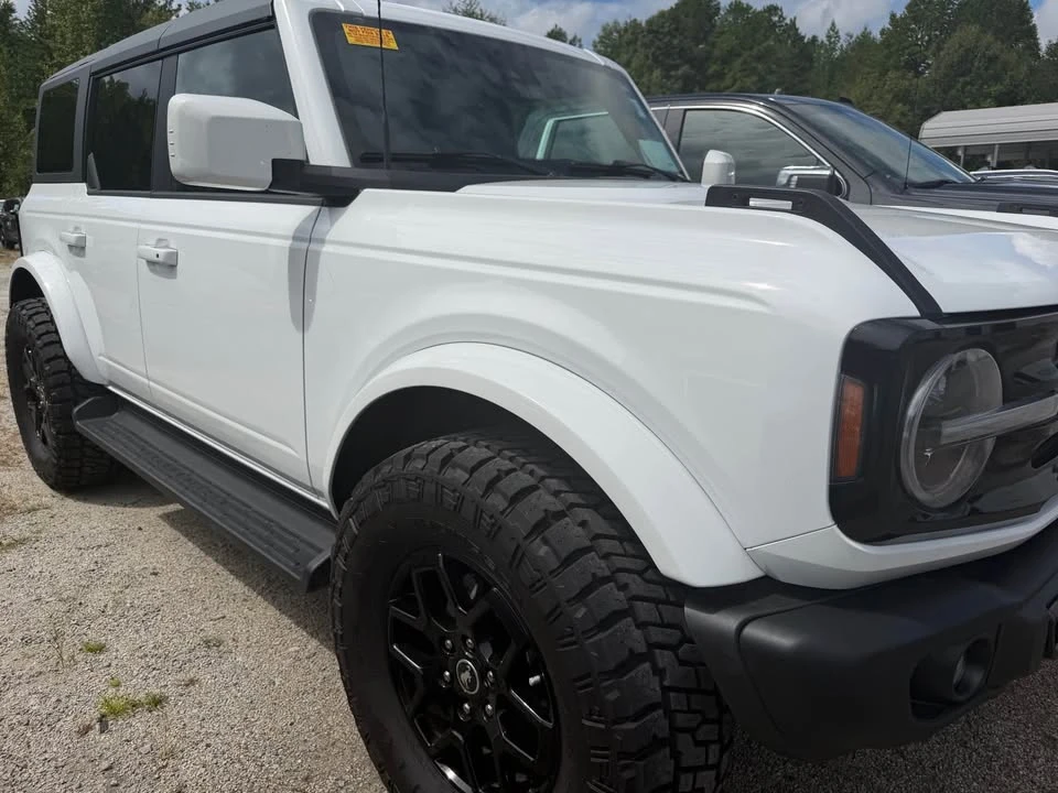 2025 Ford Bronco 6th Gen - Image 2 of 12