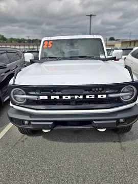 2025 Ford Bronco Outer Banks Sport Utility 4D