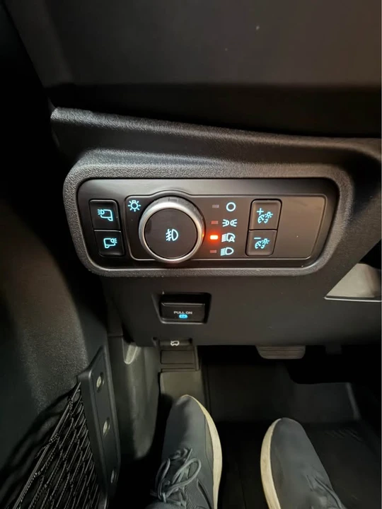 2025 Ford Bronco 6th Gen - Image 8 of 18
