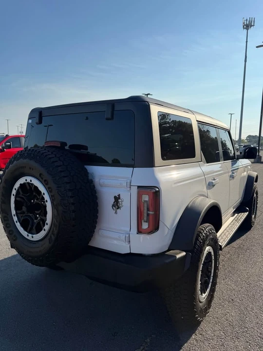 2025 Ford Bronco 6th Gen - Image 4 of 16