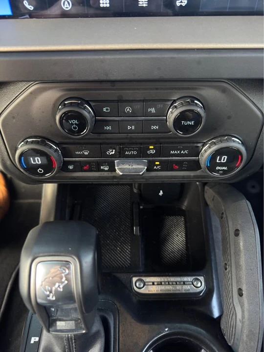 2025 Ford Bronco 6th Gen - Image 7 of 11
