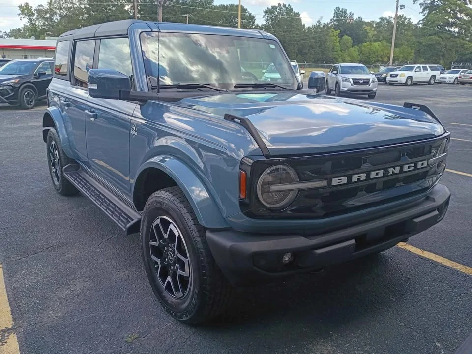2025 Ford Bronco 6th Gen - Image 9 of 9