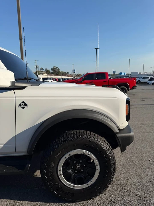 2025 Ford Bronco 6th Gen - Image 7 of 16