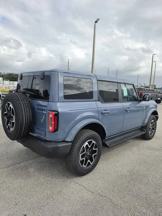 2025 Ford Bronco 6th Gen - Image 5 of 15