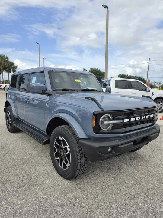 2025 Ford Bronco 6th Gen - Image 7 of 15