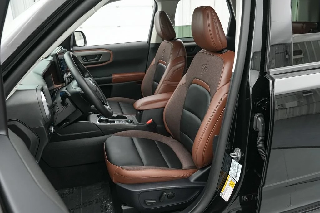 2025 Ford Bronco 6th Gen - Image 13 of 30