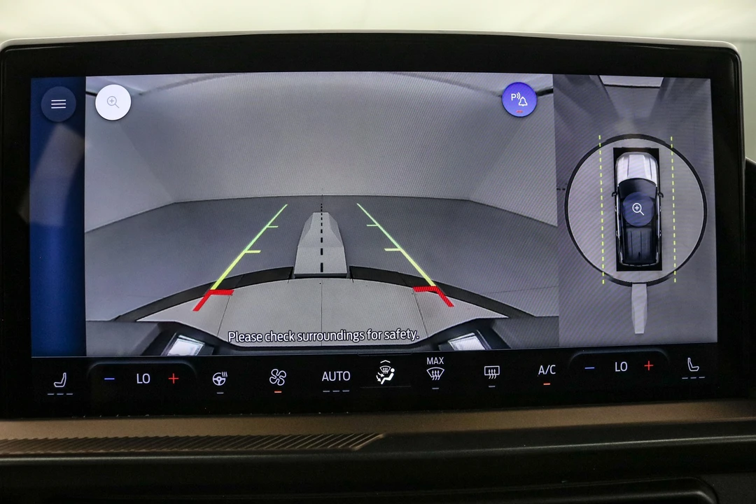 2025 Ford Bronco 6th Gen - Image 18 of 21