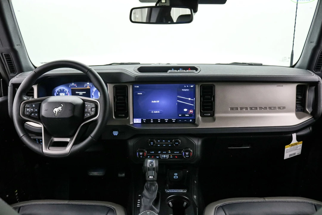 2025 Ford Bronco 6th Gen - Image 16 of 21