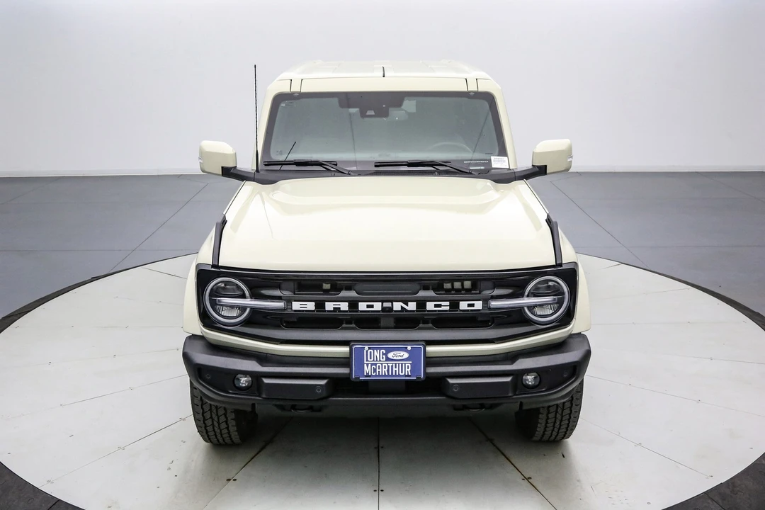 2025 Ford Bronco 6th Gen - Image 10 of 21