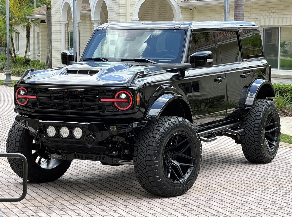 2025 Ford Bronco 6th Gen - Image 6 of 21
