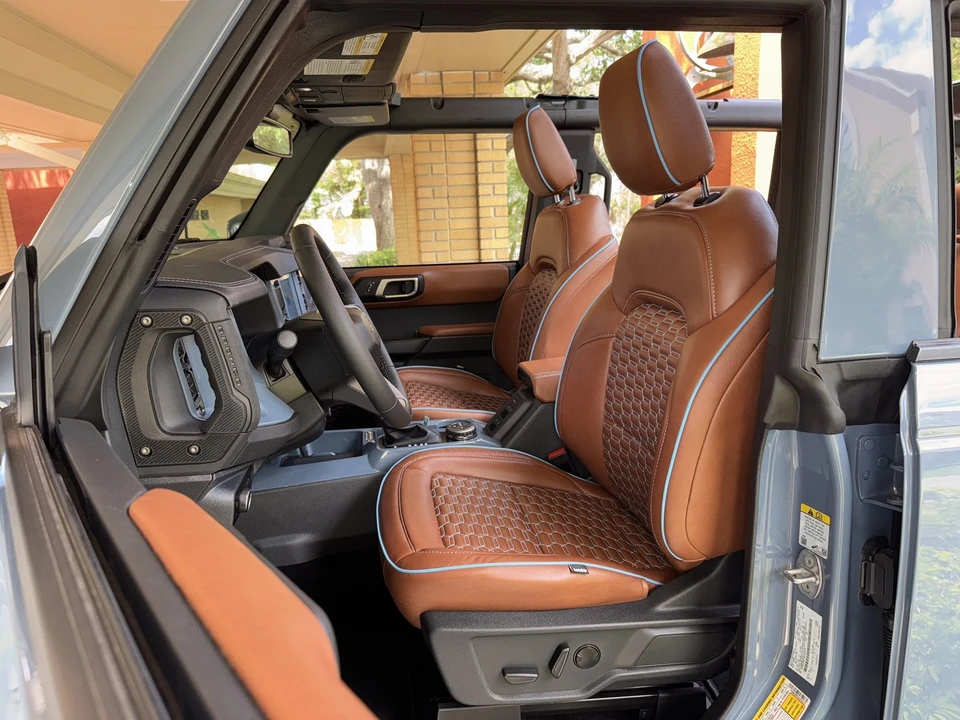 2025 Ford Bronco 6th Gen - Image 18 of 21