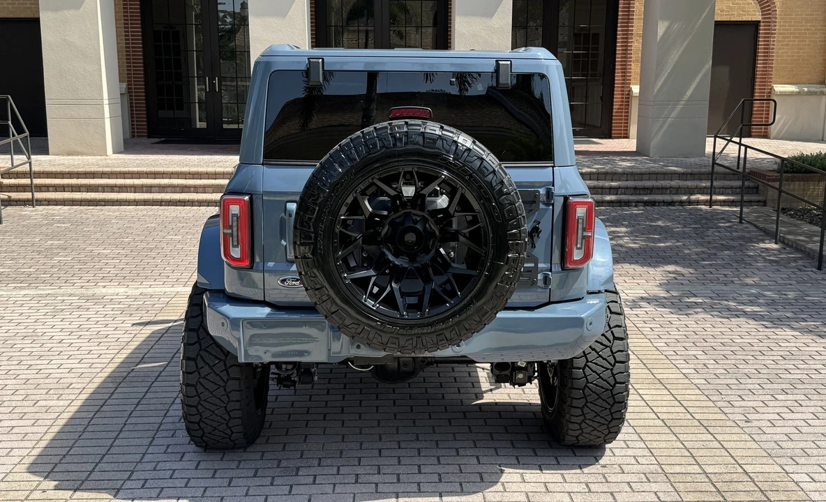 2025 Ford Bronco 6th Gen - Image 12 of 21