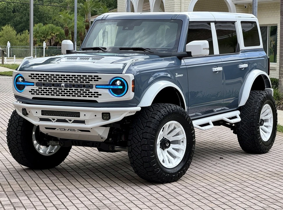 2025 Ford Bronco 6th Gen - Image 4 of 21