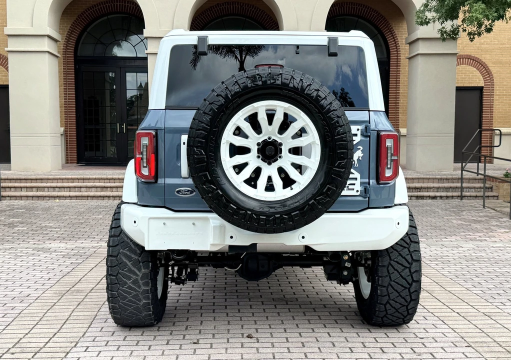 2025 Ford Bronco 6th Gen - Image 16 of 21
