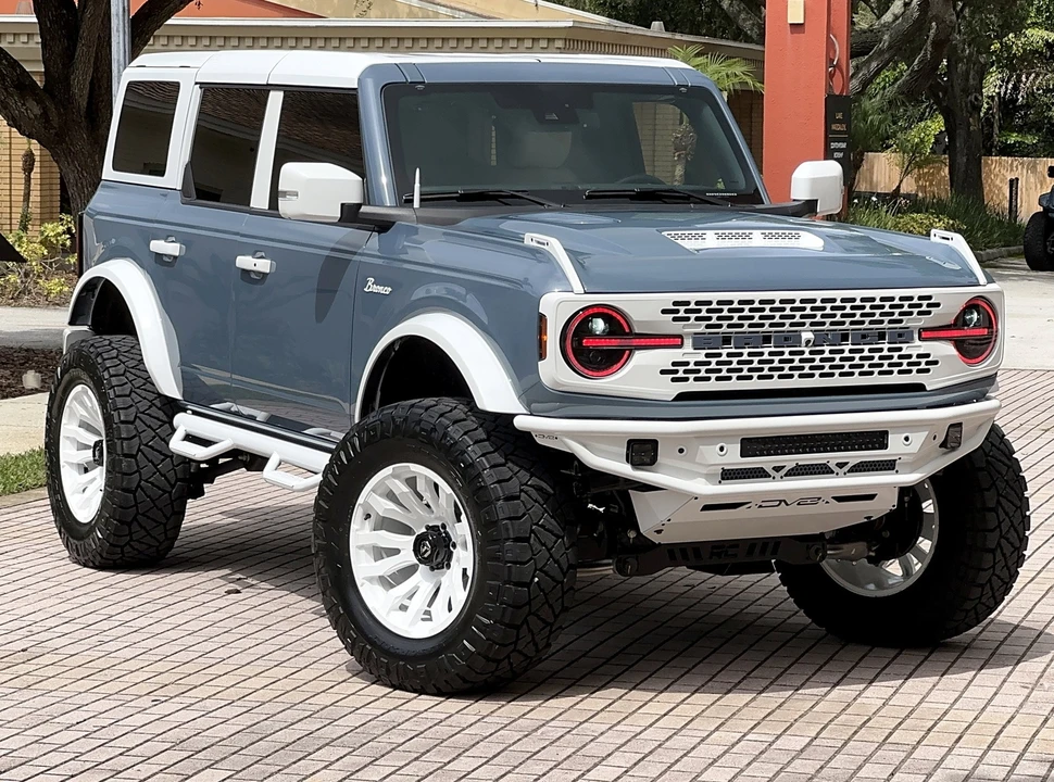 2025 Ford Bronco 6th Gen - Image 13 of 21