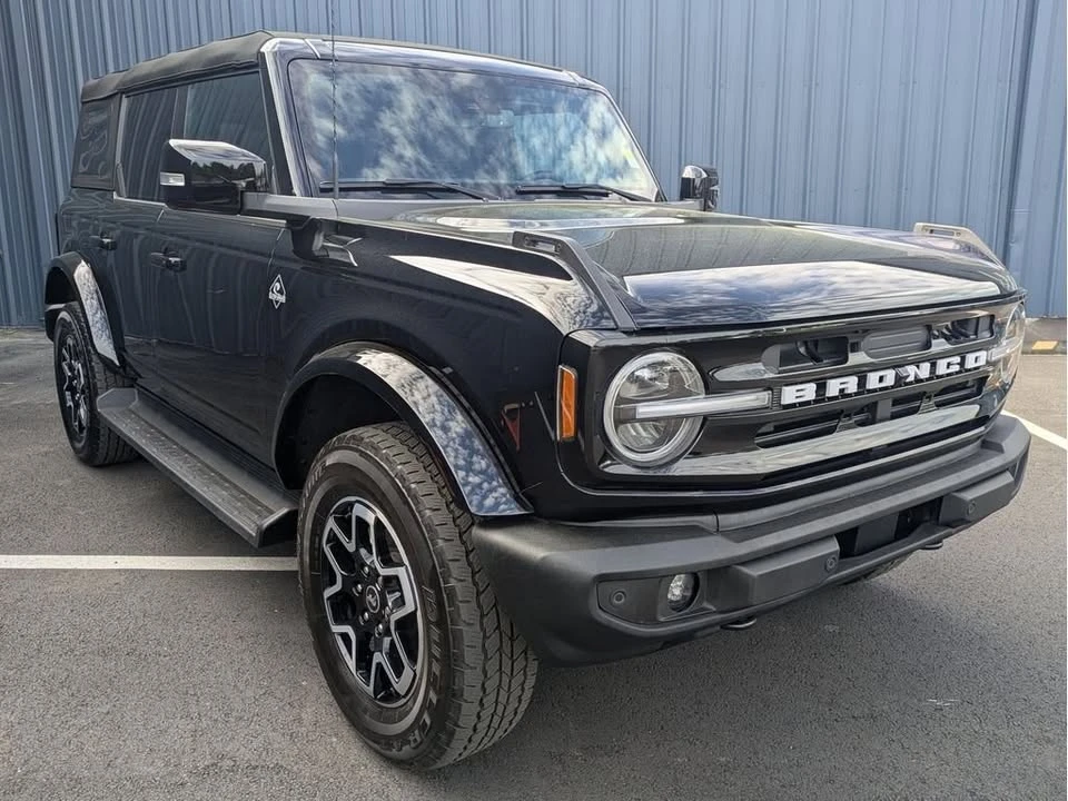 2025 Ford Bronco 6th Gen - Image 3 of 20