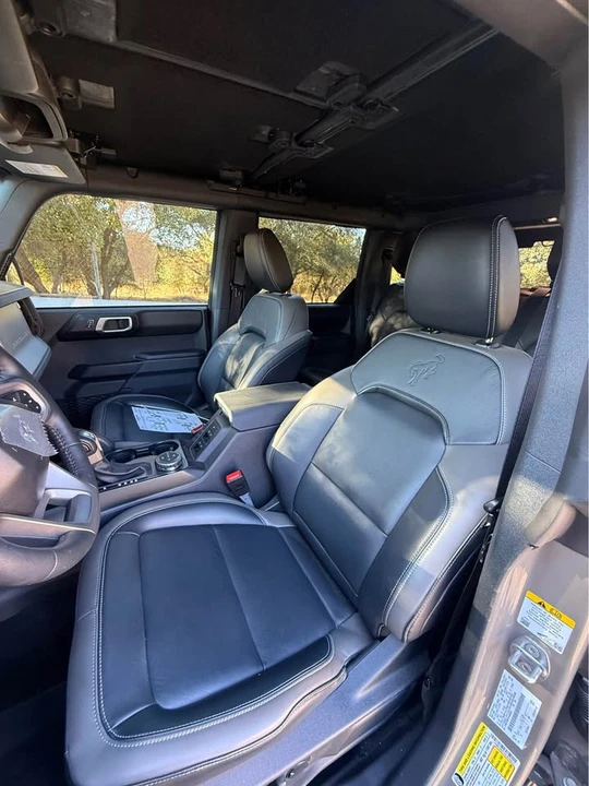 2025 Ford Bronco 6th Gen - Image 8 of 11