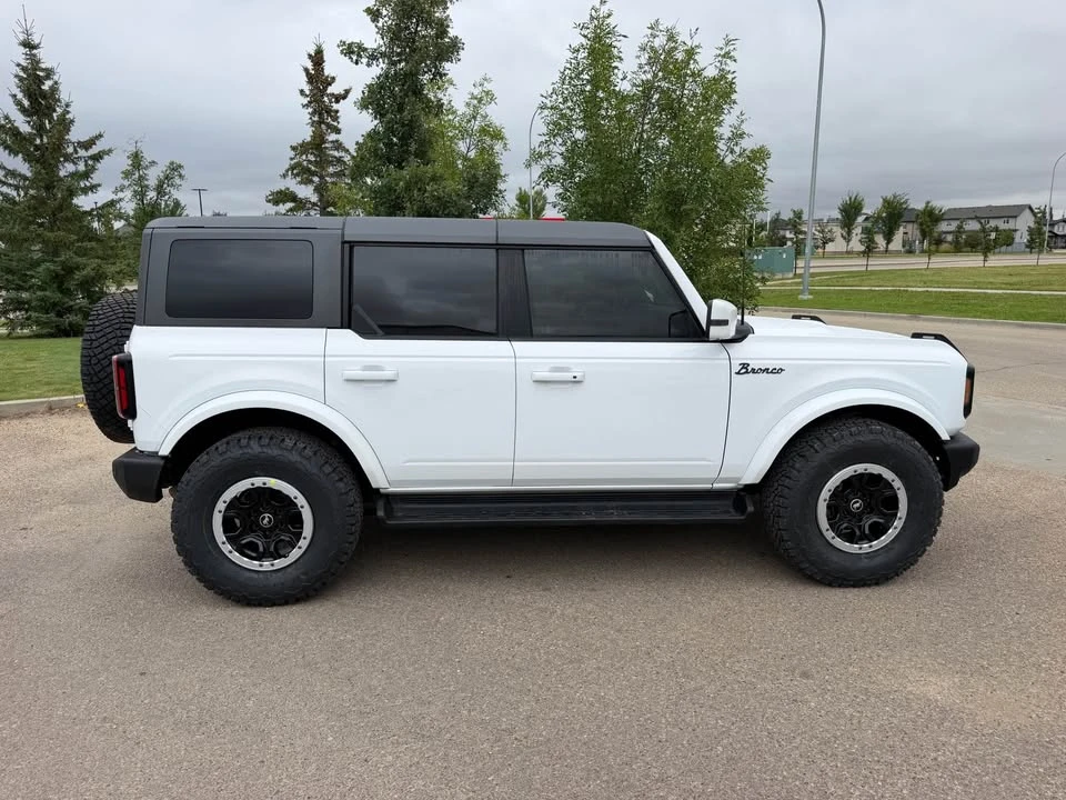 2025 Ford Bronco 6th Gen - Image 5 of 19