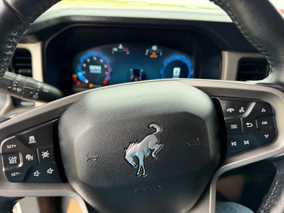2025 Ford Bronco 6th Gen - Image 11 of 19