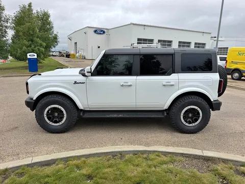 2025 Ford Bronco Outer Banks 4 Door 4X4