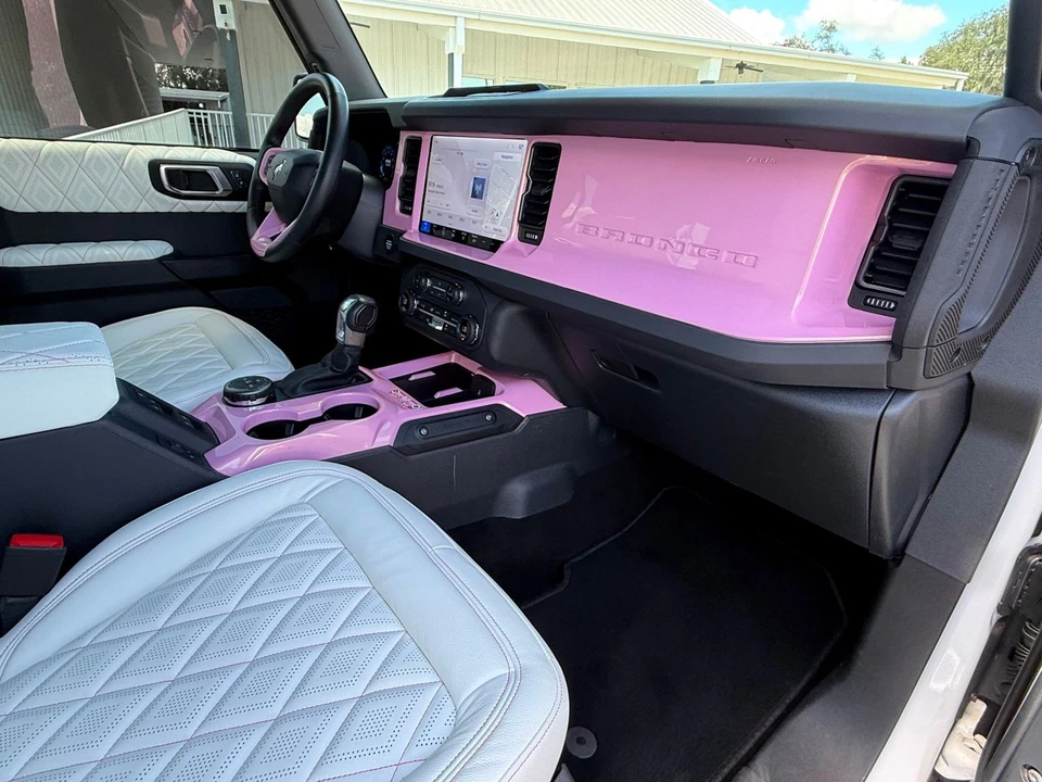 2025 Ford Bronco 6th Gen - Image 8 of 12