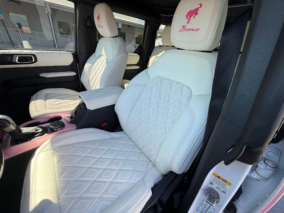 2025 Ford Bronco 6th Gen - Image 2 of 12