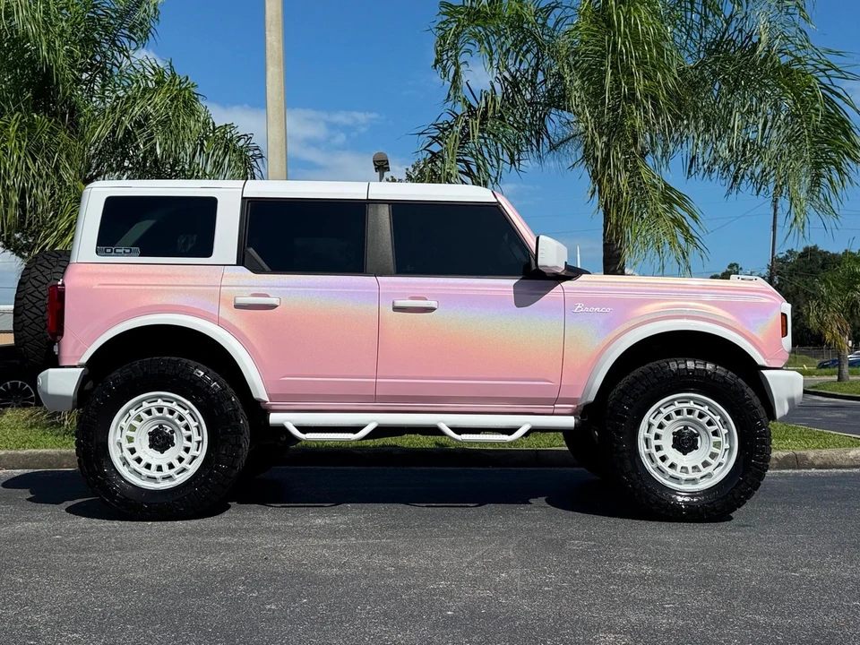 2025 Ford Bronco 6th Gen - Image 3 of 12