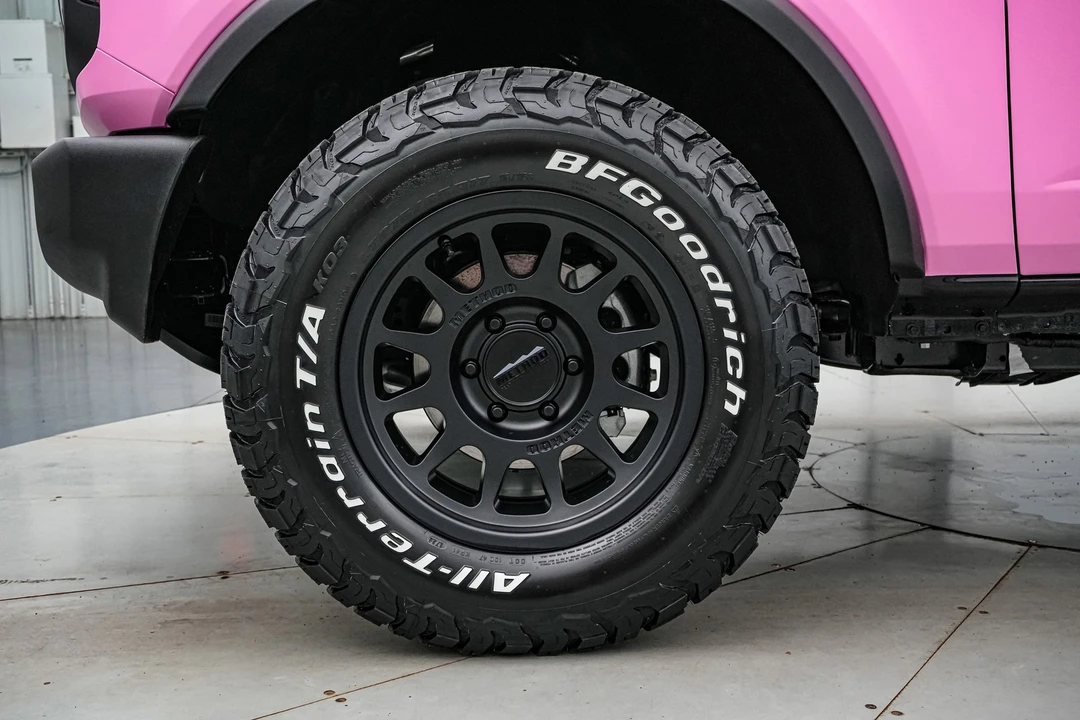 2025 Ford Bronco 6th Gen - Image 12 of 21