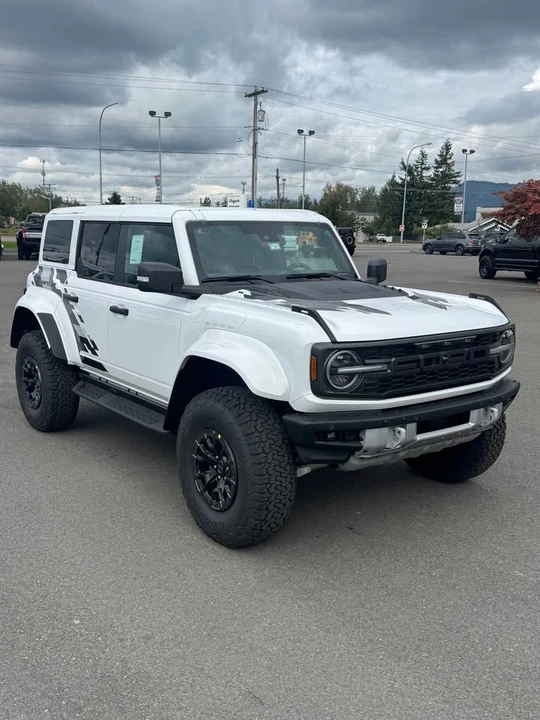 2025 Ford Bronco Raptor 6th Gen - Image 5 of 15