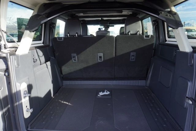 2025 Ford Bronco Raptor 6th Gen - Image 21 of 21