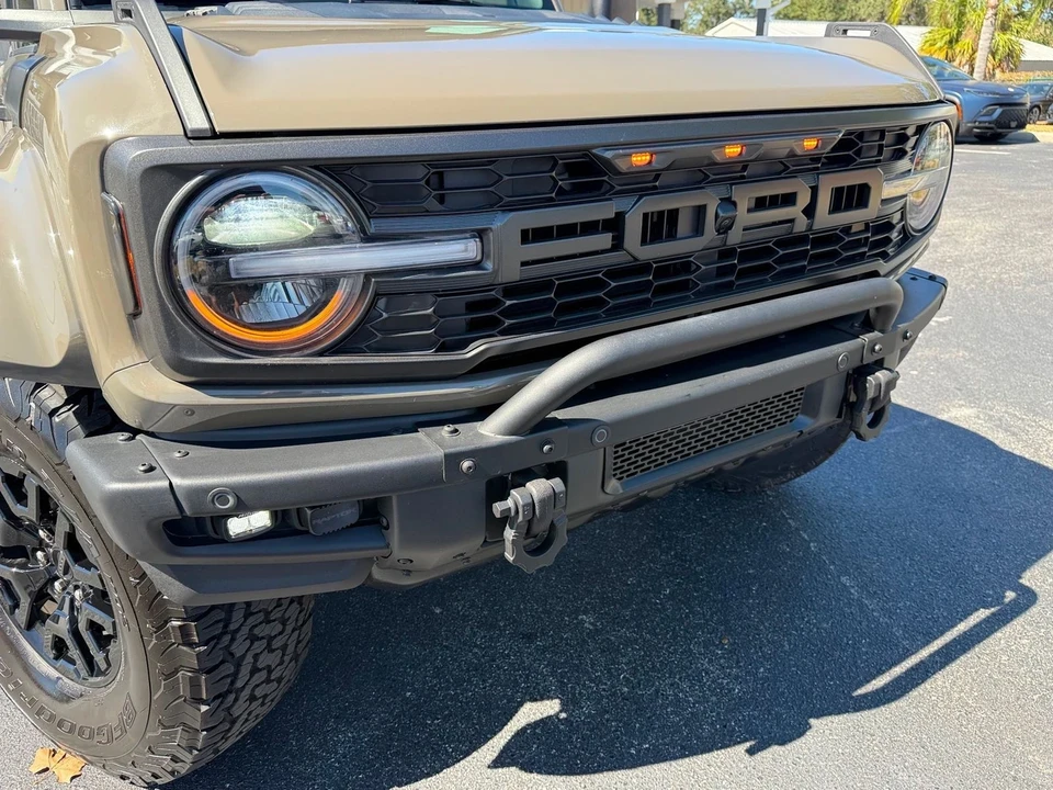 2025 Ford Bronco Raptor 6th Gen - Image 9 of 12