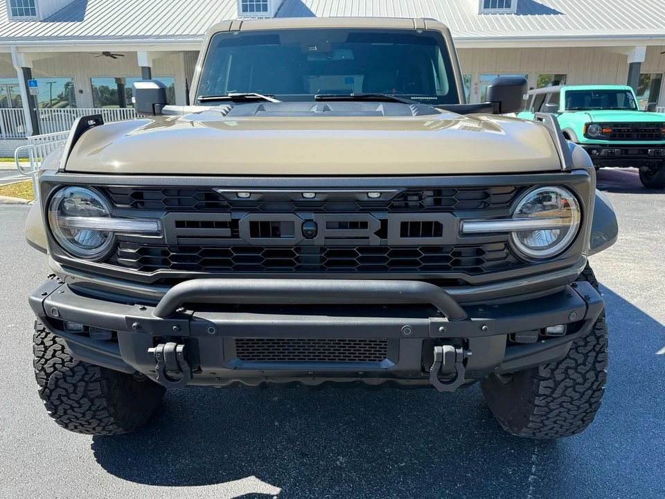 2025 Ford Bronco Raptor 6th Gen - Image 8 of 12