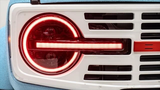 2025 Ford Bronco 6th Gen - Image 16 of 21