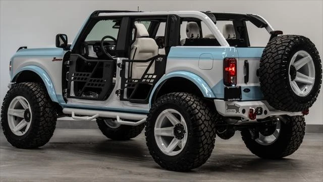 2025 Ford Bronco 6th Gen - Image 13 of 21