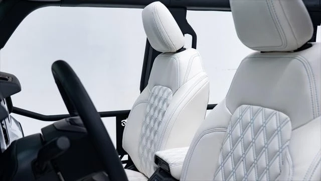 2025 Ford Bronco 6th Gen - Image 20 of 21