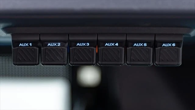 2025 Ford Bronco 6th Gen - Image 16 of 21