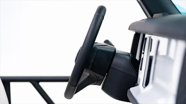 2025 Ford Bronco 6th Gen - Image 18 of 21