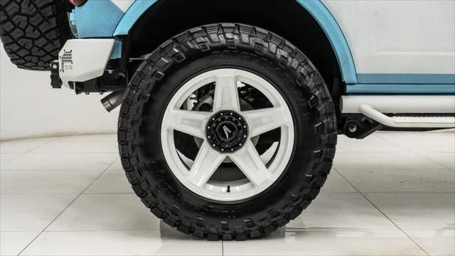 2025 Ford Bronco 6th Gen - Image 14 of 21