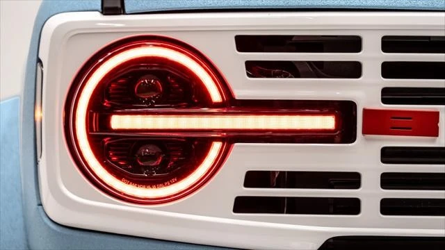 2025 Ford Bronco 6th Gen - Image 15 of 21