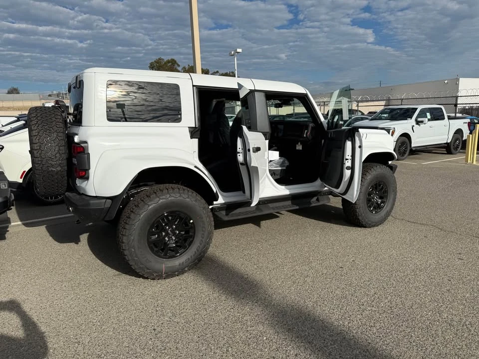 2025 Ford Bronco Raptor 6th Gen - Image 3 of 9