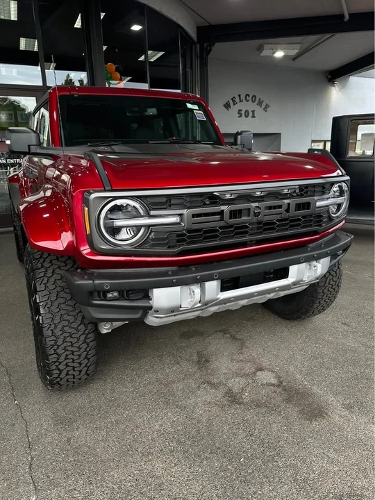 2025 Ford Bronco Raptor 6th Gen - Image 5 of 8
