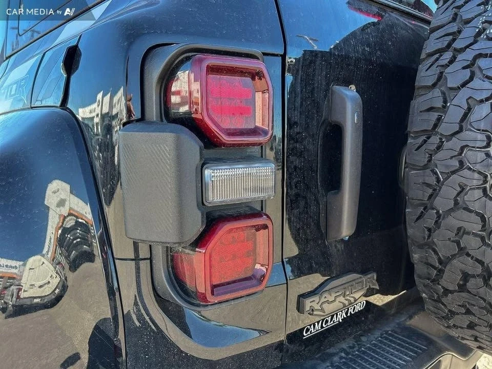 2025 Ford Bronco Raptor 6th Gen - Image 11 of 20