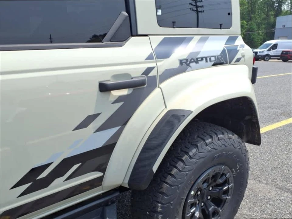 2025 Ford Bronco Raptor 6th Gen - Image 9 of 15