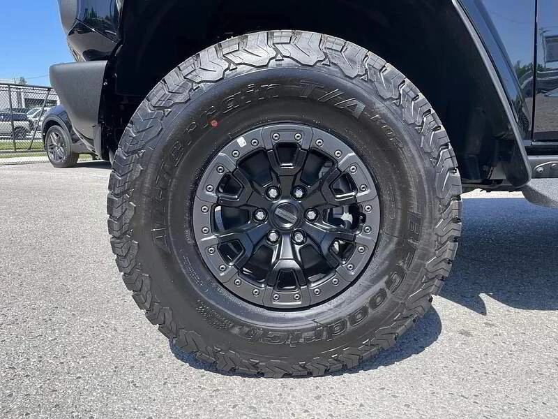 2025 Ford Bronco Raptor 6th Gen - Image 9 of 20