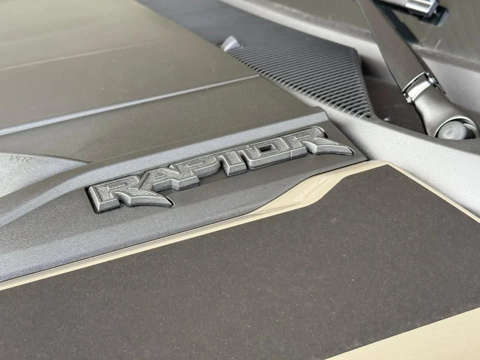 2025 Ford Bronco Raptor 6th Gen - Image 13 of 20