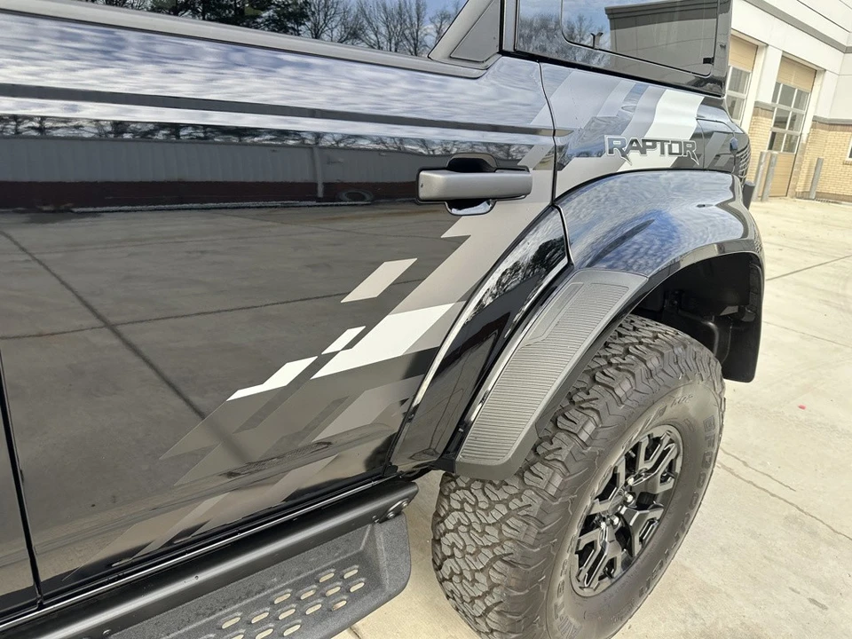 2025 Ford Bronco Raptor 6th Gen - Image 16 of 21