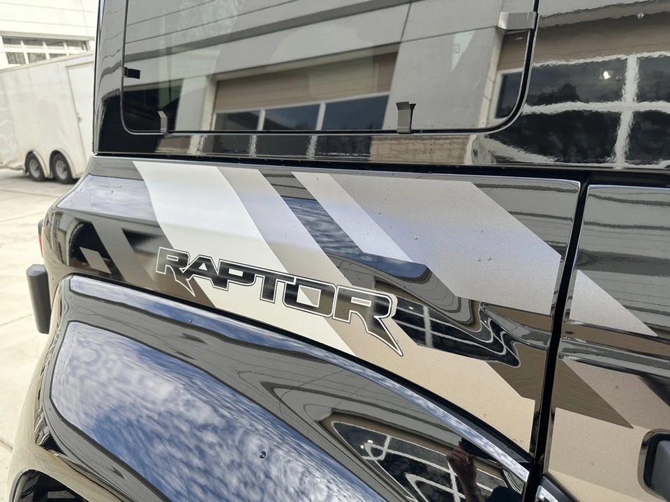 2025 Ford Bronco Raptor 6th Gen - Image 19 of 21